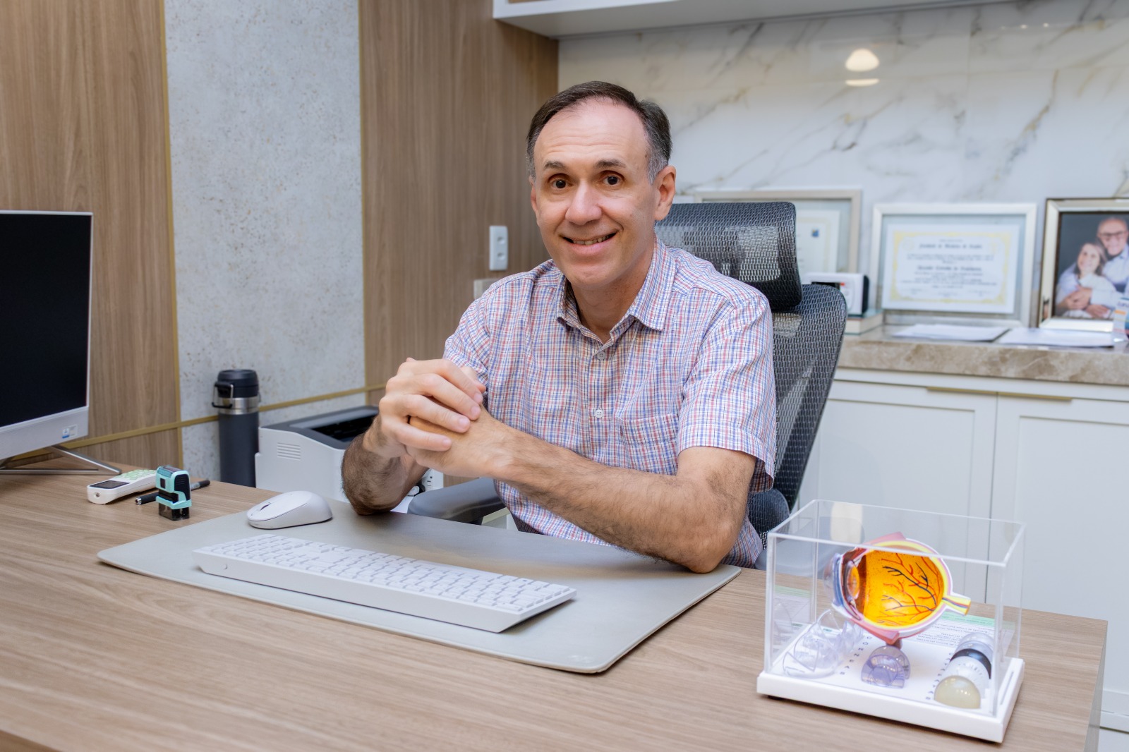 Dr. Kleber Giafferis – Oftalmologista